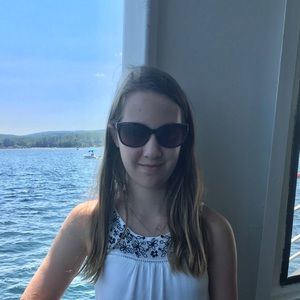 Meet your Posher, Mallory